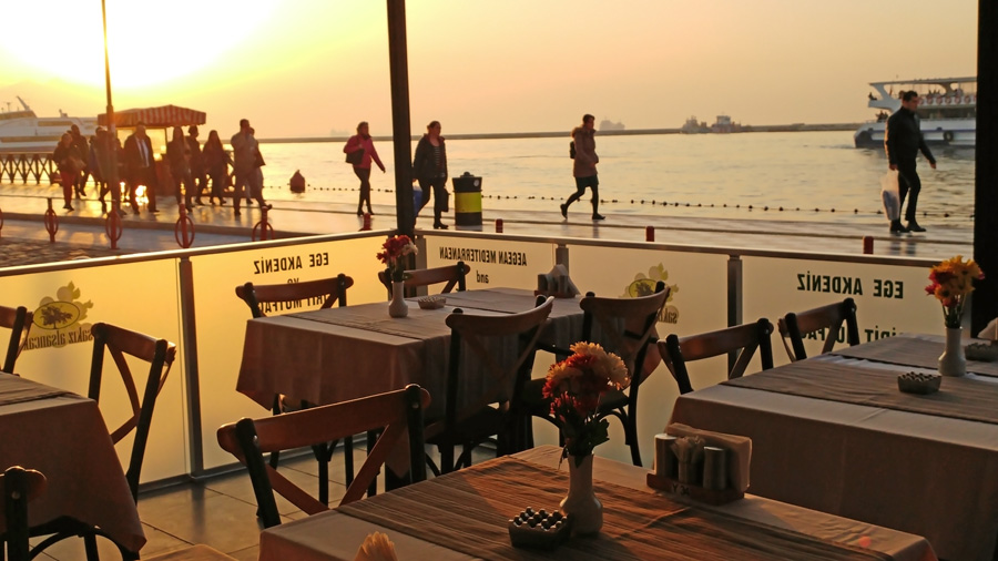 Sakız Alsancak Restaurant - İyi Masa