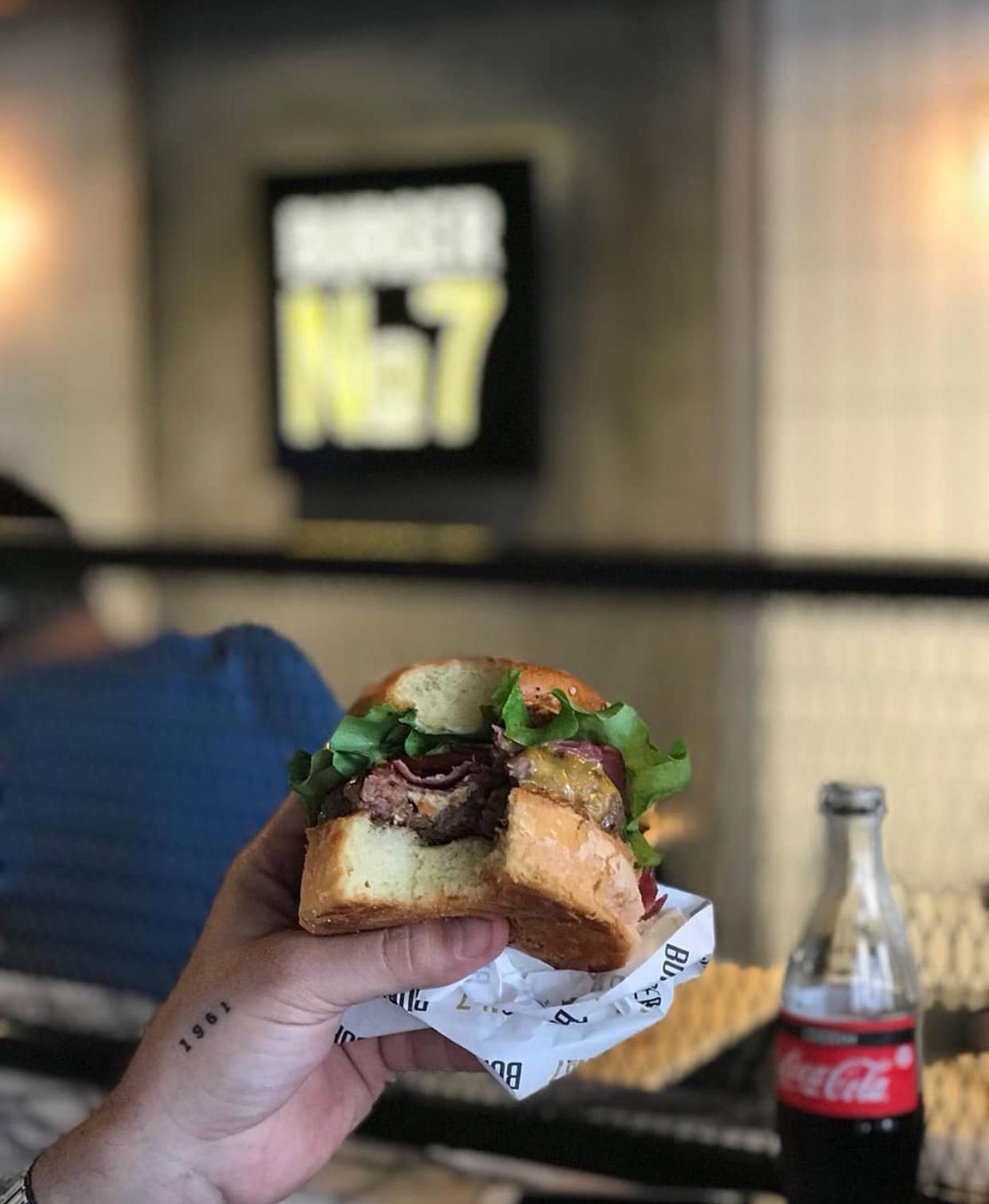 Burger No 7 Balçova - İyi Masa